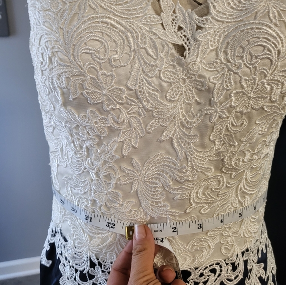 Prom-Formal Long Dress - Picture 15 of 15